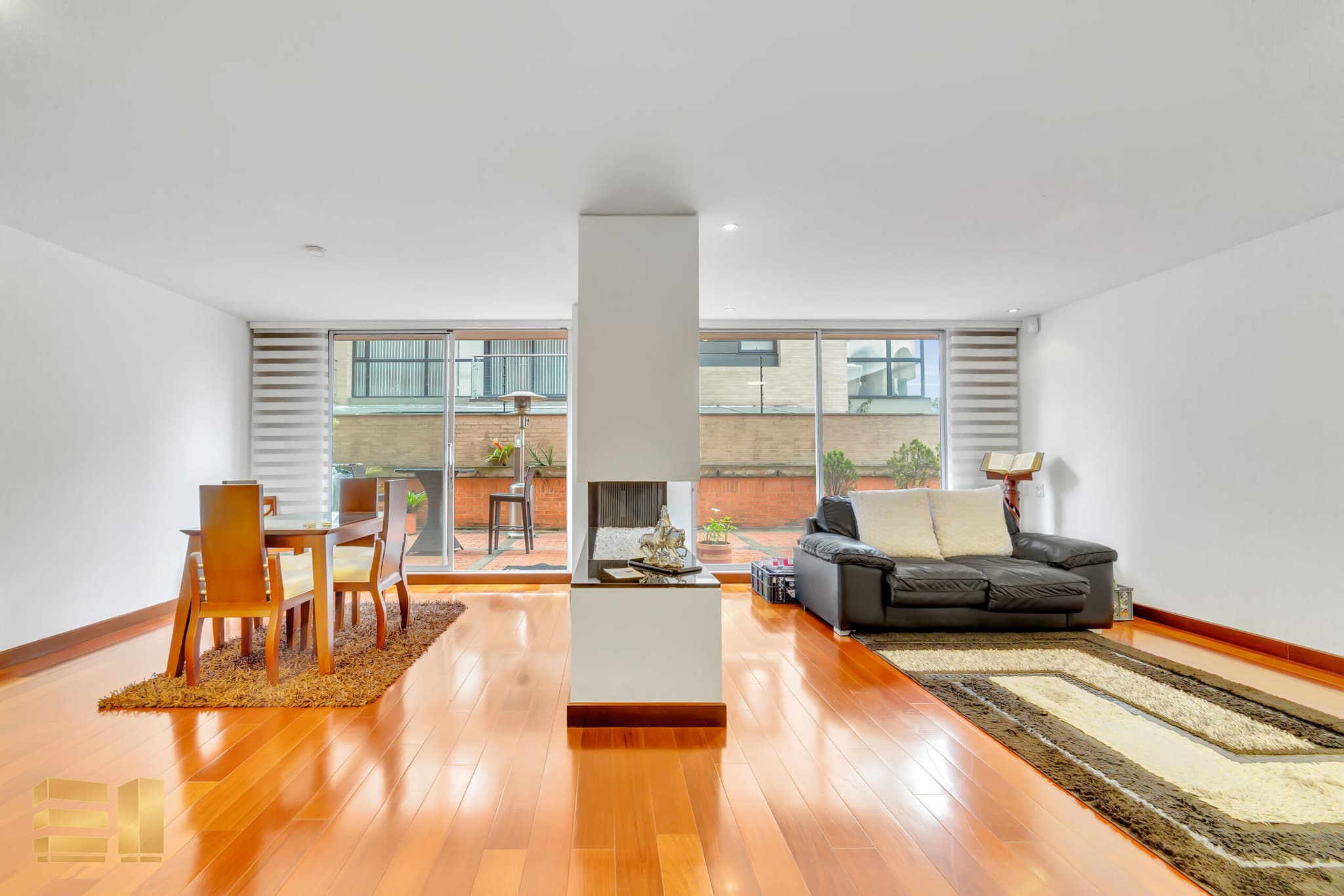 Apartamento en venta, Bogotá, Santa Barbara — imagen 1