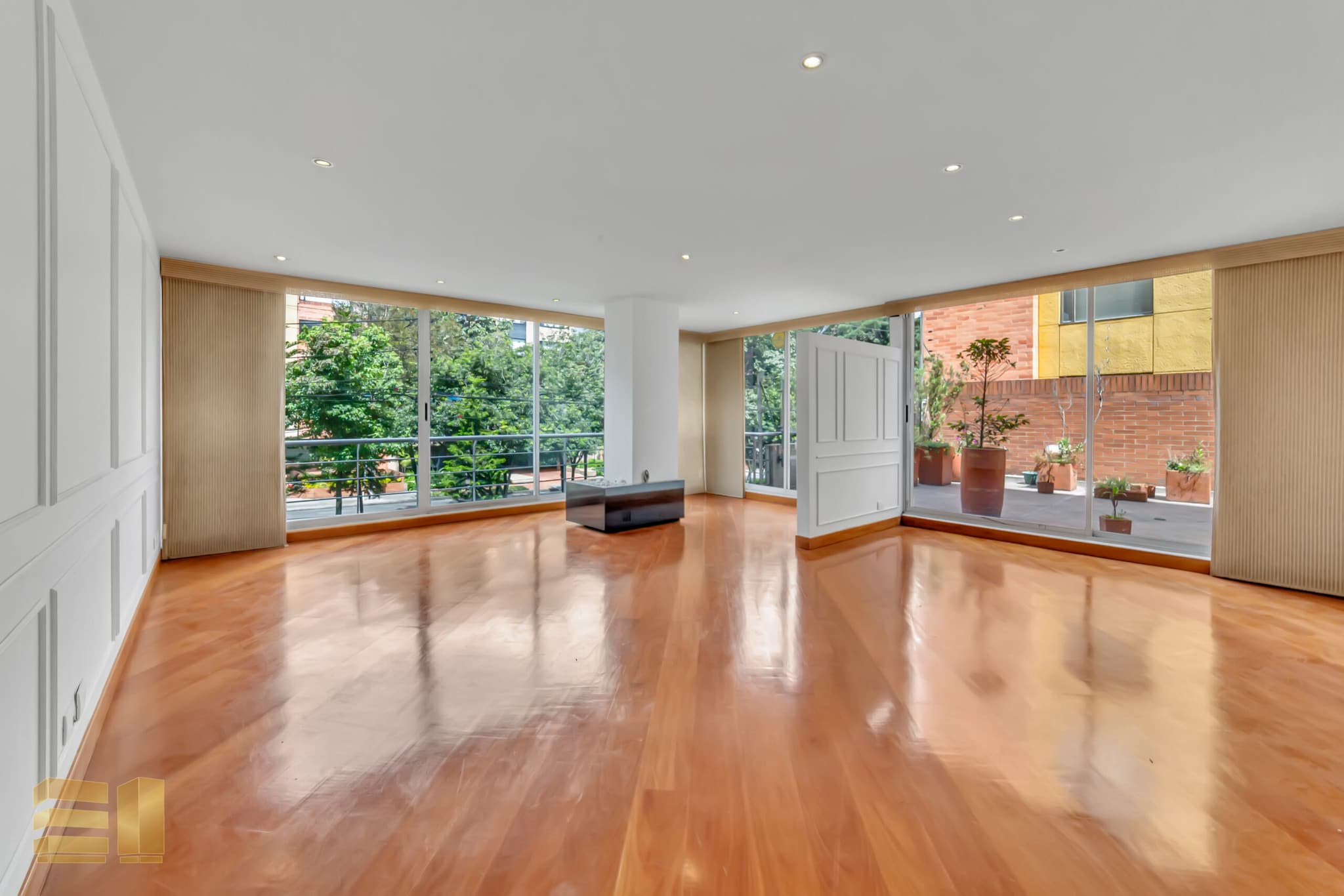Apartamento en venta, Bogotá, Santa Paula con terraza — imagen 1